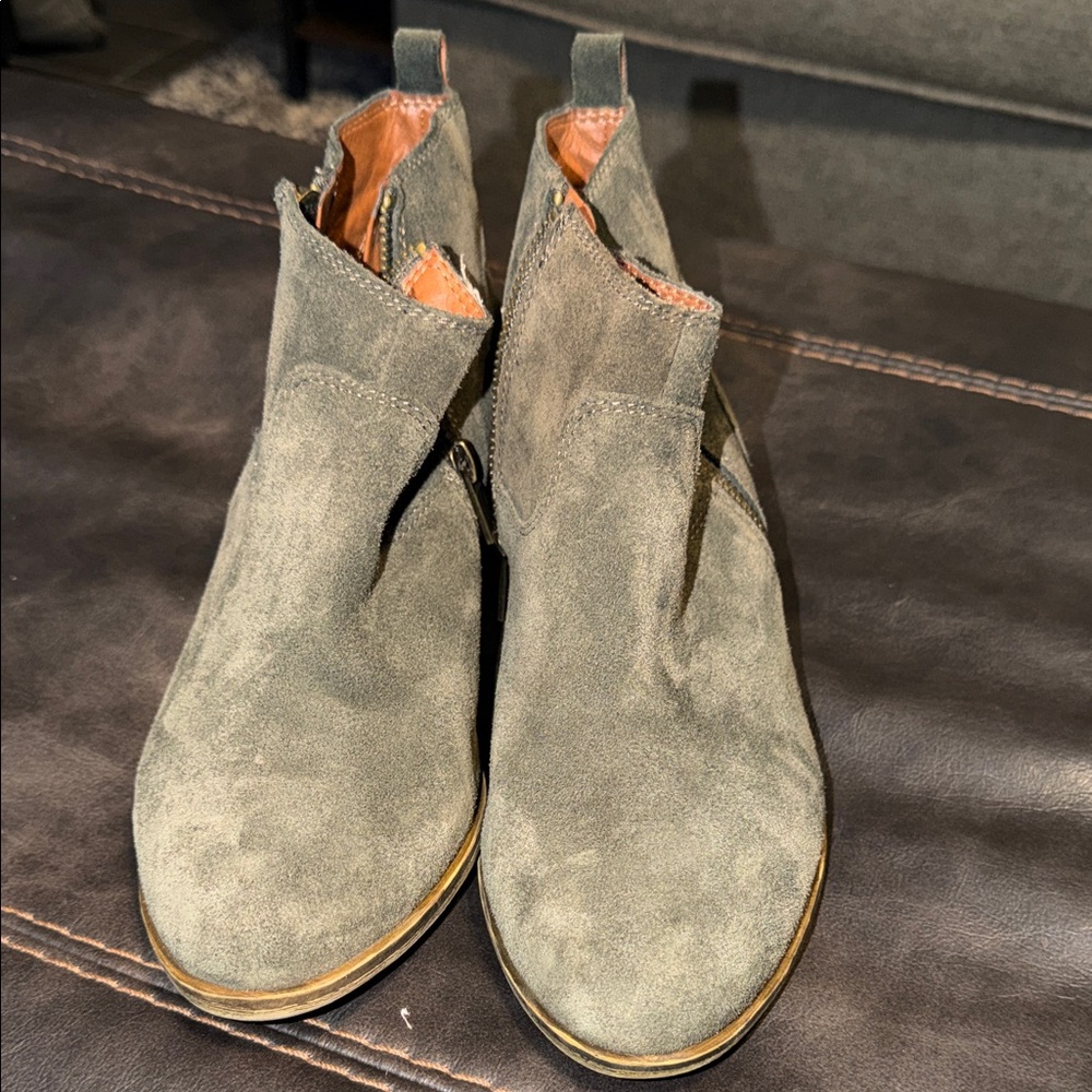 Lucky Brand Green Suede Ankle Boots